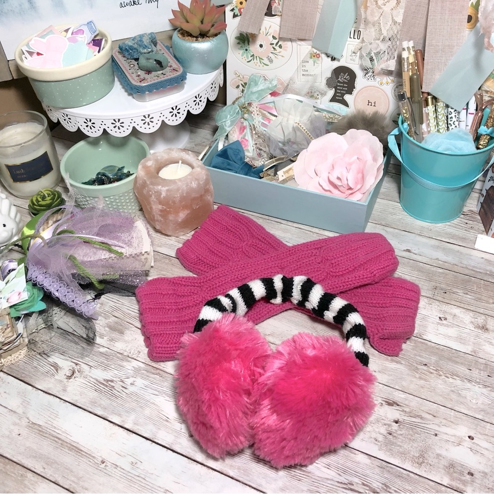 The Childrens Place Fuzzy Pink Earmuffs Fingerless Gloves Girl’s One Size Winter